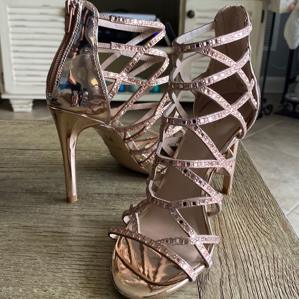 Aldo Size 7 Rose Gold Heels